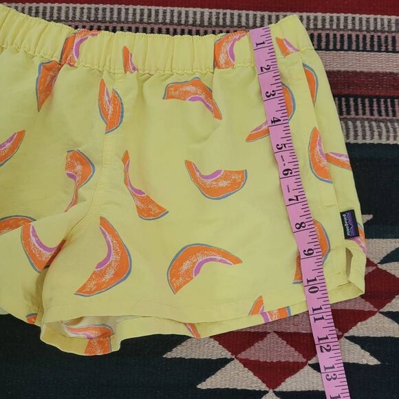 Patagonia Barely Baggies 2 1/2" Shorts Womens Small Yeolow Cantaloupe Nylon - Picture 8 of 9
